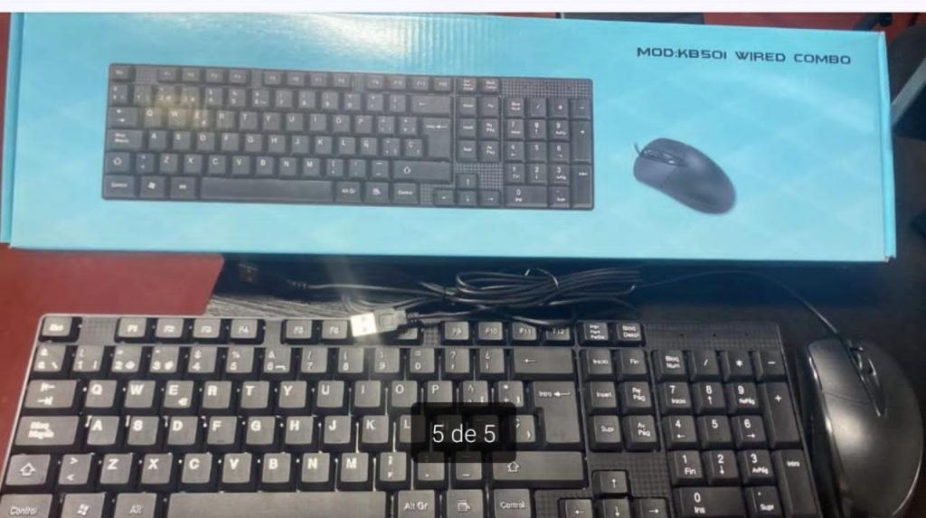 Kit de mouse y teclados sencillos nuevos en caja 22usd-700