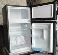 Mini bar marca Hisense de 3.1 pies 340-360usd (2)