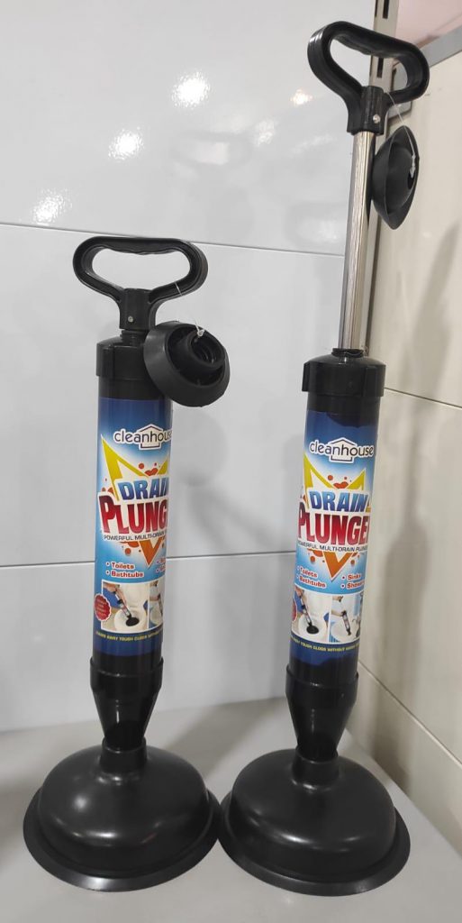 Destupidor de baño con bomba de aire. 20usd-700