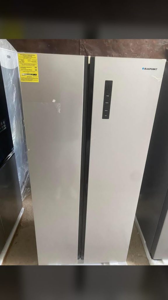 Refrigerador Side by Side Blaupunkt 15.5 pies 1150-1180 usd