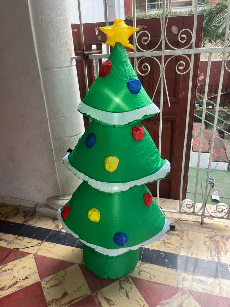 Árbol de navidad inflable (Alumbra)15550