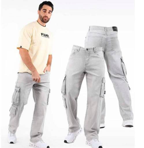 Pantalón de mezclilla gris claro 4 puertas corte recto 9400 cup